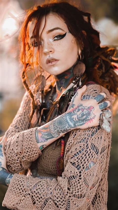 Bold and Beautiful: Tattooed Nude Models Embody Artistic Expression